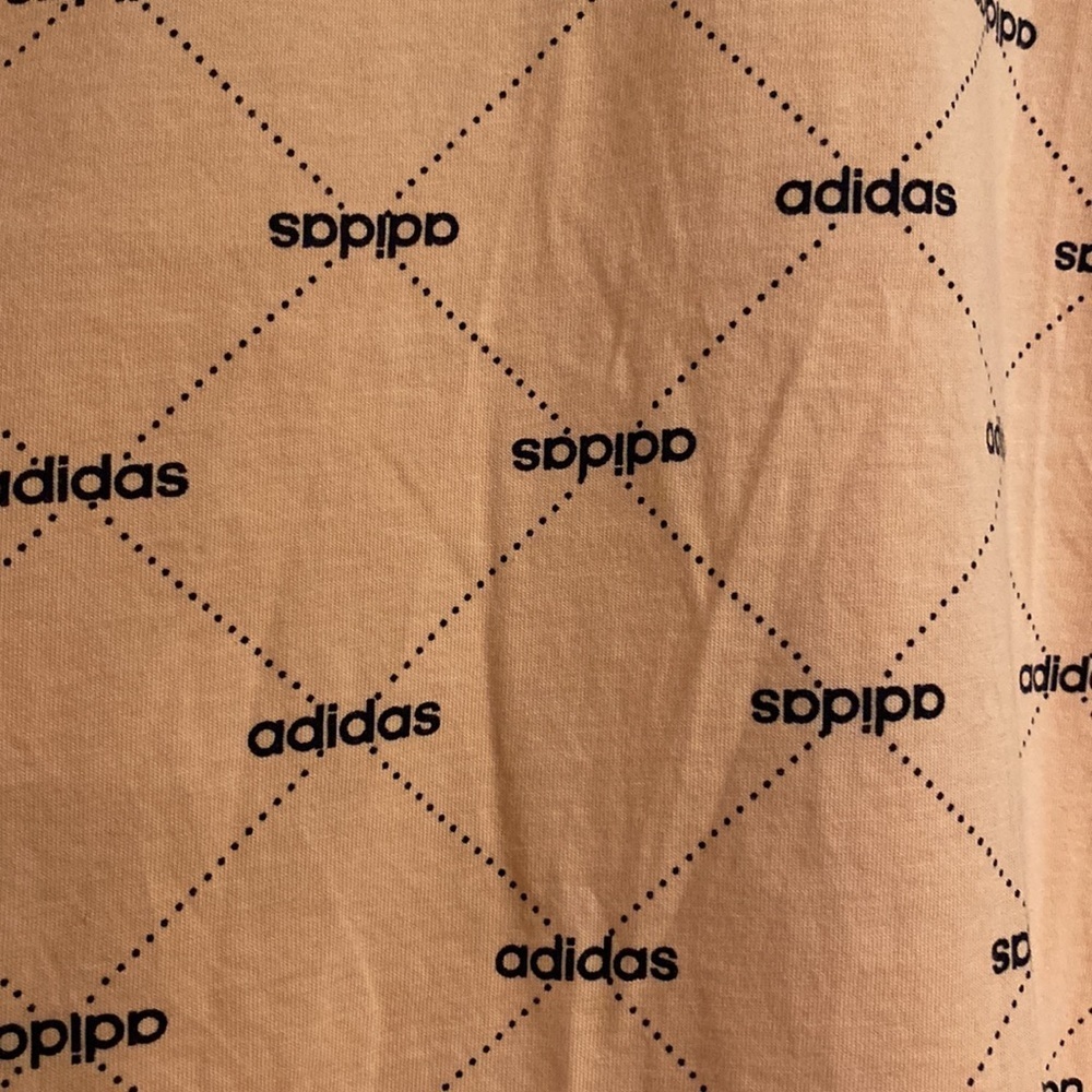 Adidas salmon colored crop tee - Picture 4 of 5